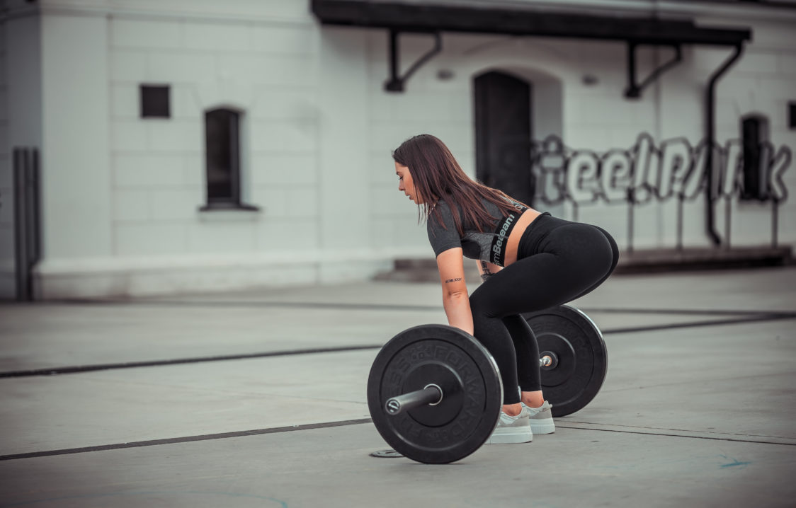 Mrtvý tah patří mezi nejlepší silové cviky Mrtvý tah patří mezi nejlepší silové cviky