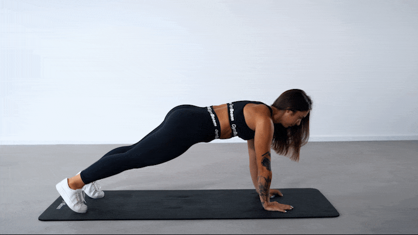 Jak cvičit plank se zvedáním paží a nohou?