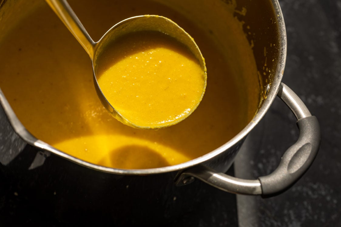 Creamy lentil soup - Blending