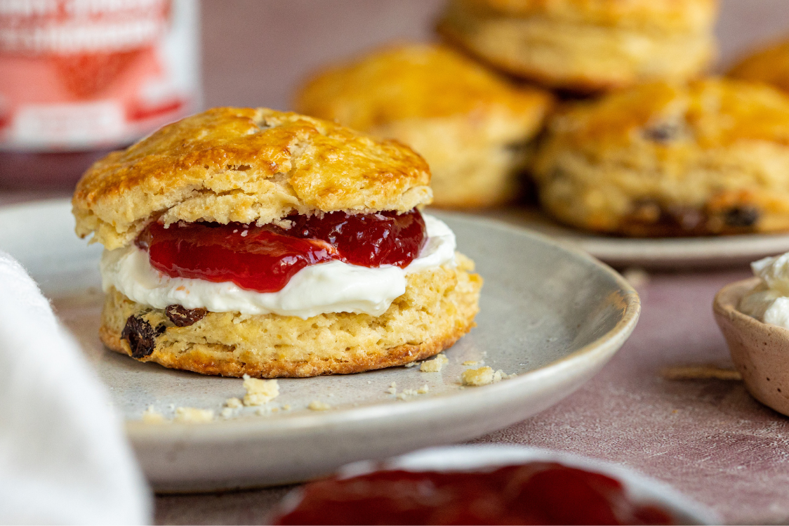 Ready-made scones with quark and strawberry filling