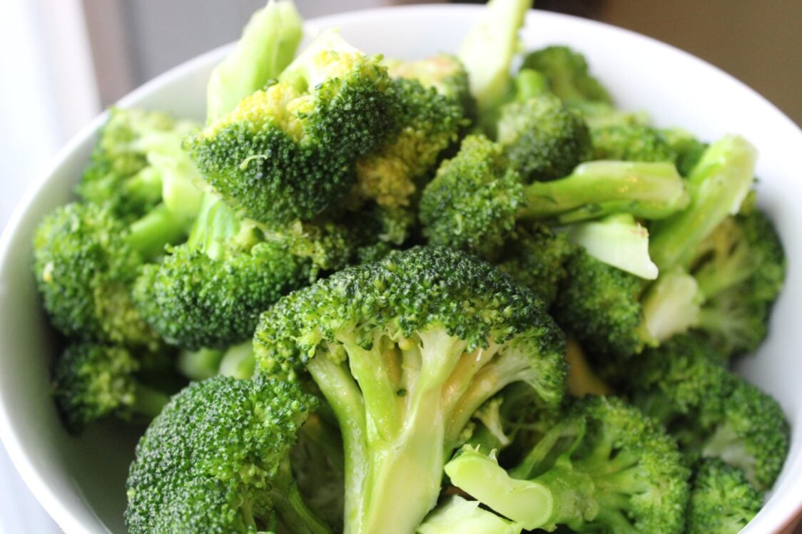 Milyen jótékony anyagokat tartalmaz a brokkoli?