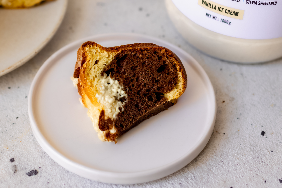 Trobojni mramorni kuglof