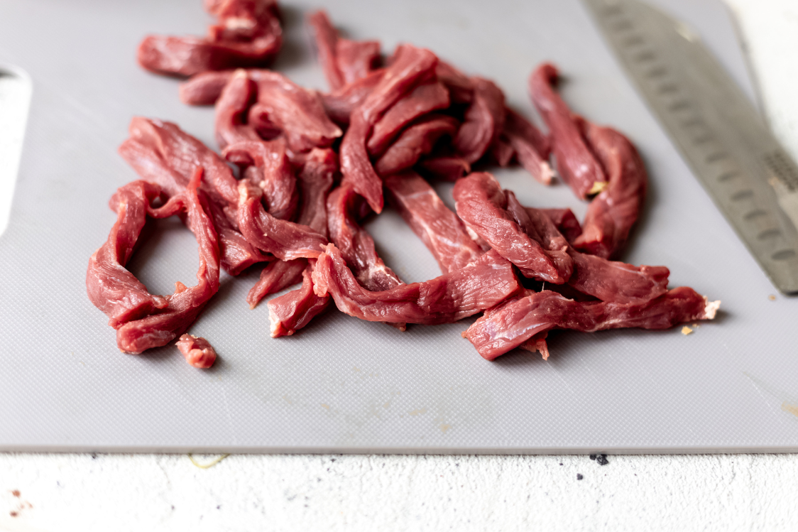 Bún bò Nam Bô - příprava masa