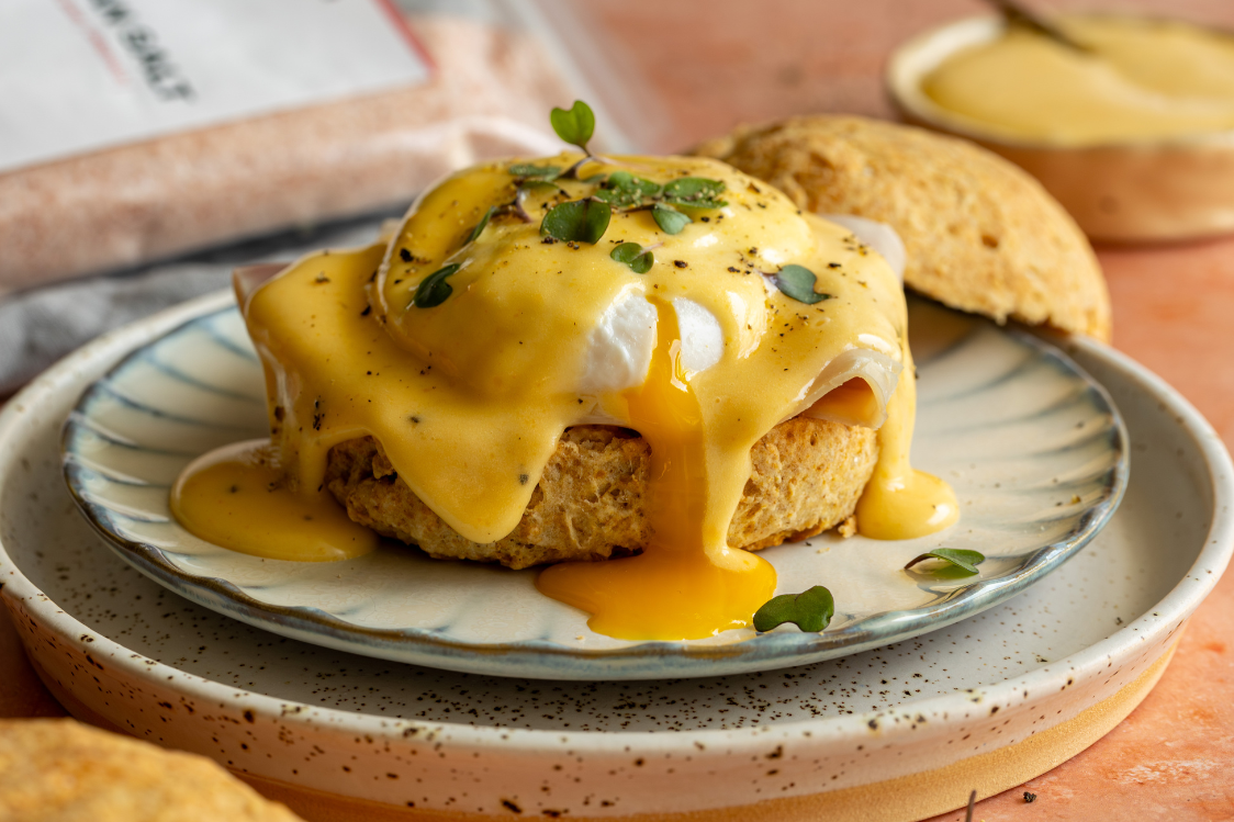 Jaja Benedikt s umakom holandez