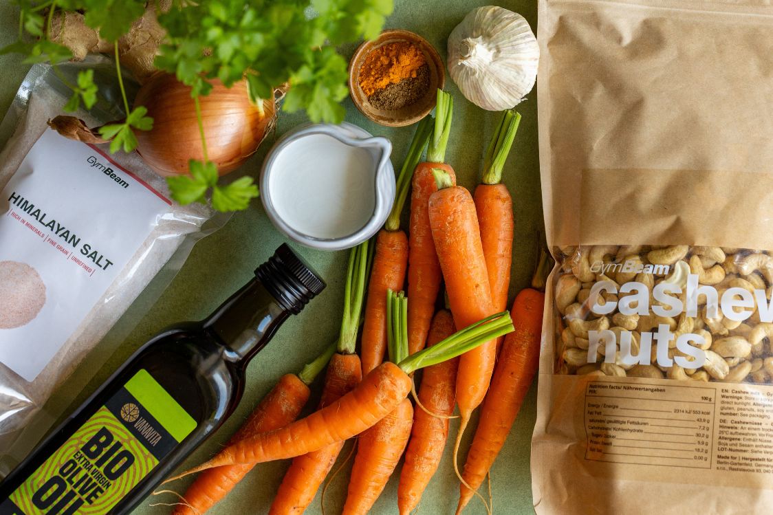 Kremasta juha od mrkve s indijskim oraščićima – sastojci