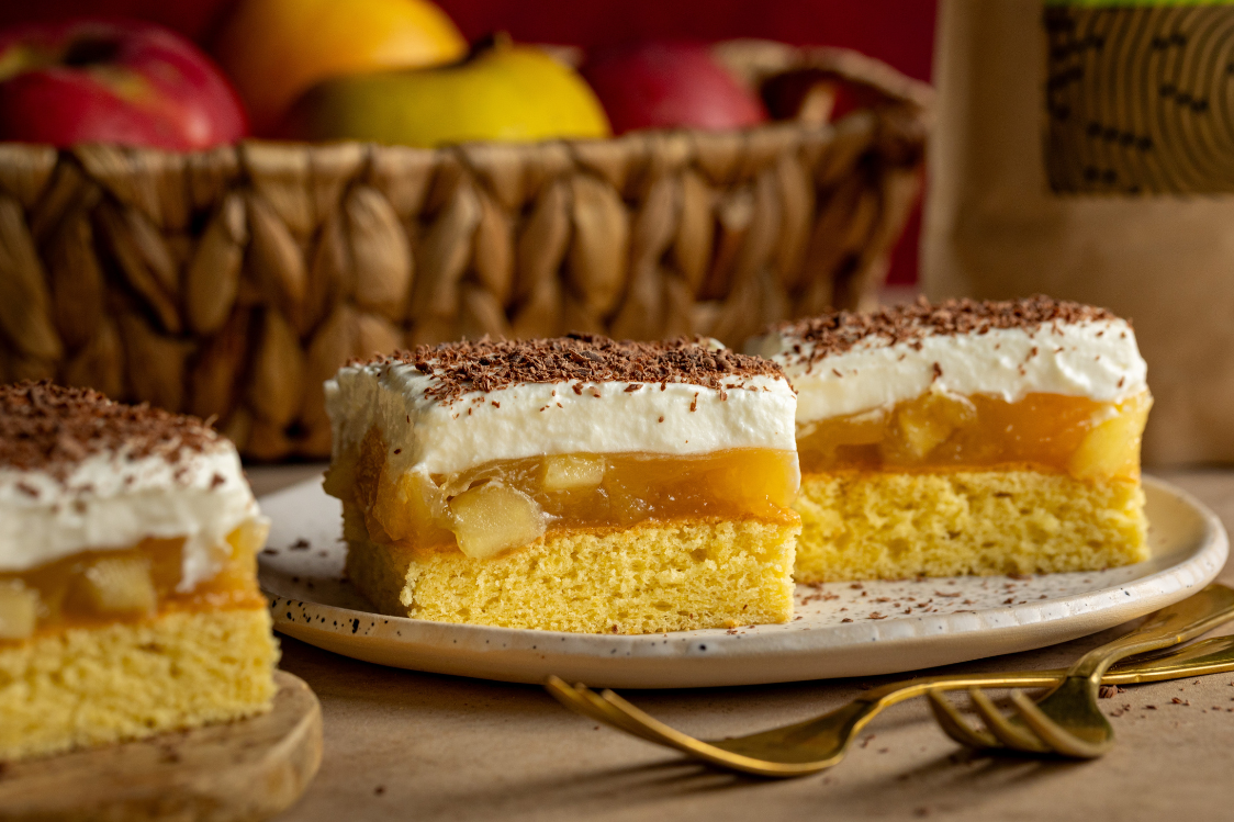 Slojeviti kolač od jabuka