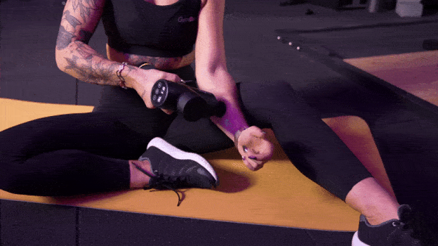 Masážna pištoľ na predlaktia