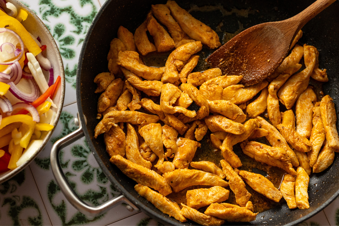 Kuřecí fajitas- příprava masa