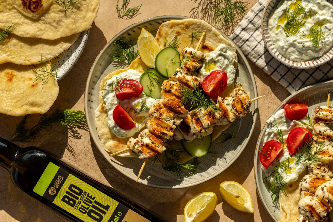 Souvlaki s pitou a tzatziki 