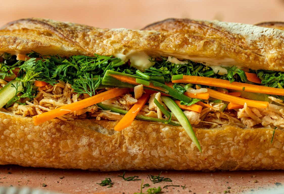 Bánh mì bageta s kuřecím masem 