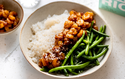 Fitness recept: Asijské krevety ve sladko-slané omáčce s rýží