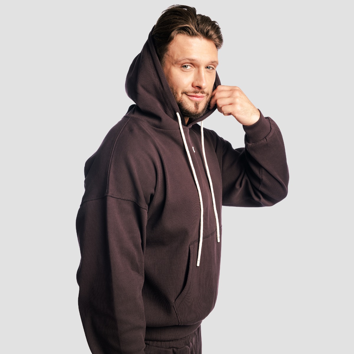 GymBeam Aura Hoodie Tee Brown (obrázek 5)