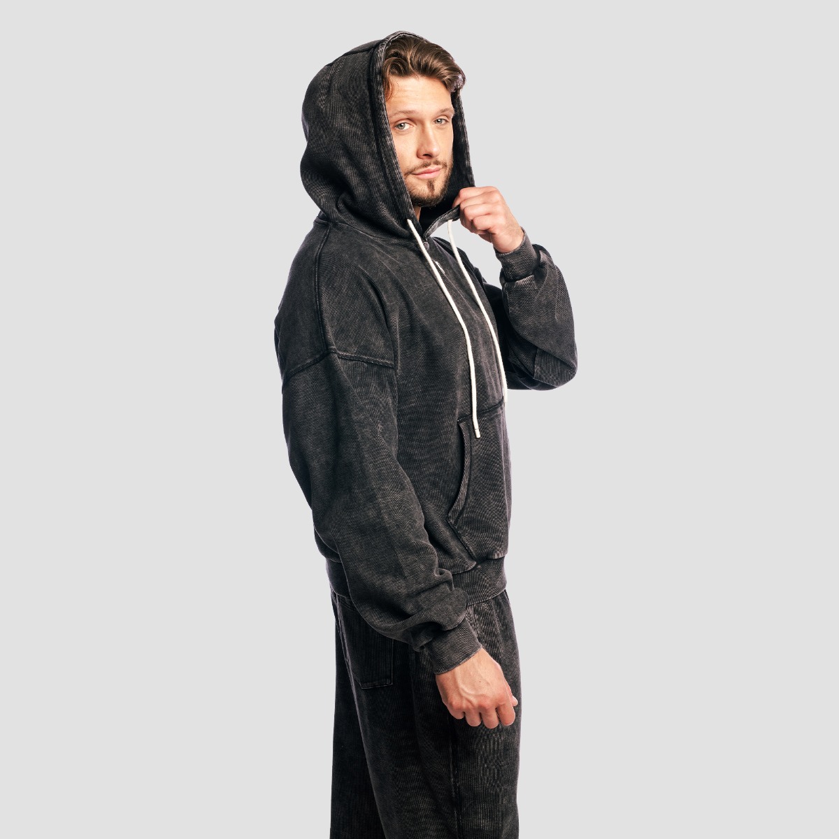GymBeam Aura Hoodie Washed Black (obrázek 4)