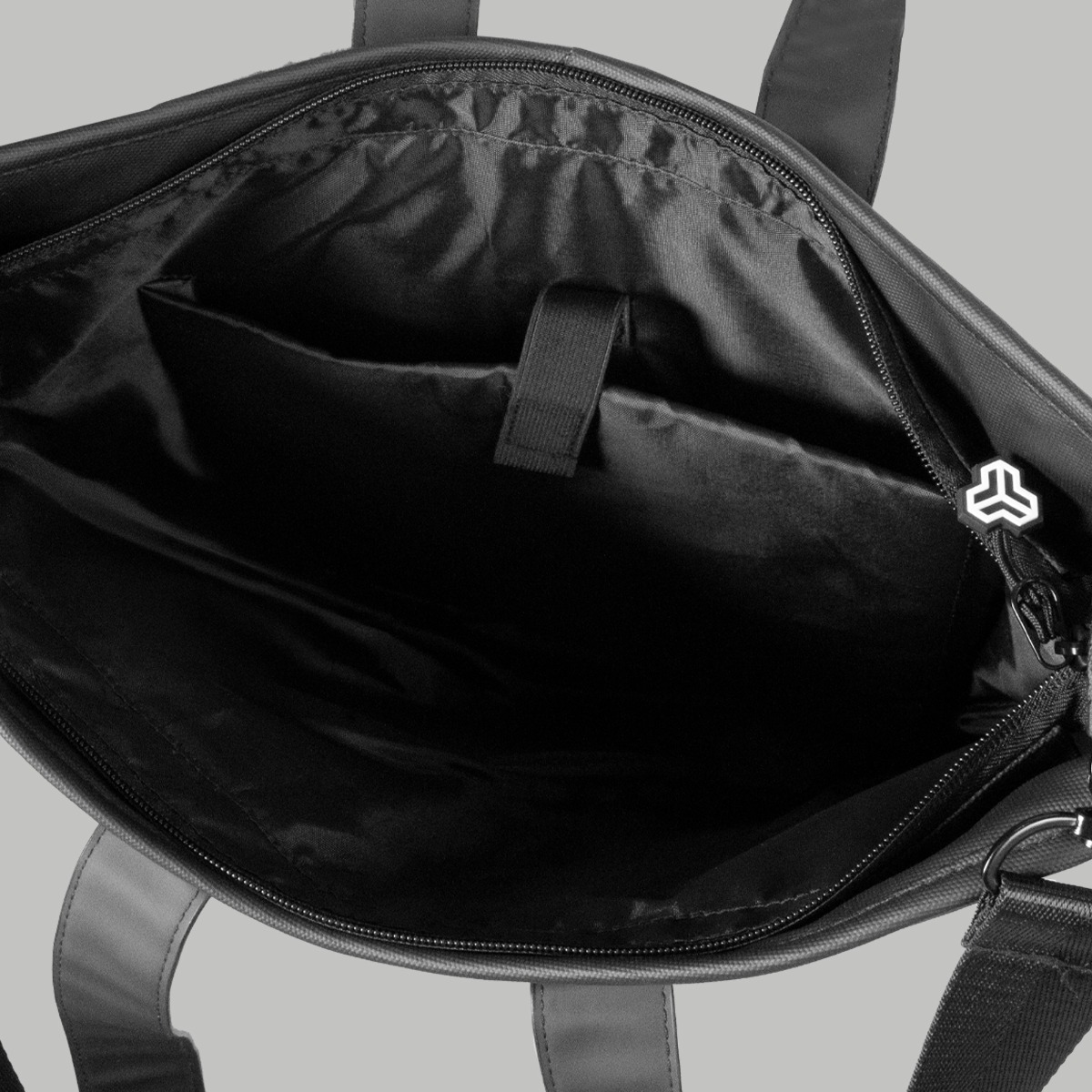 STRIX Essential Daily Bag Black (obrázek 4)