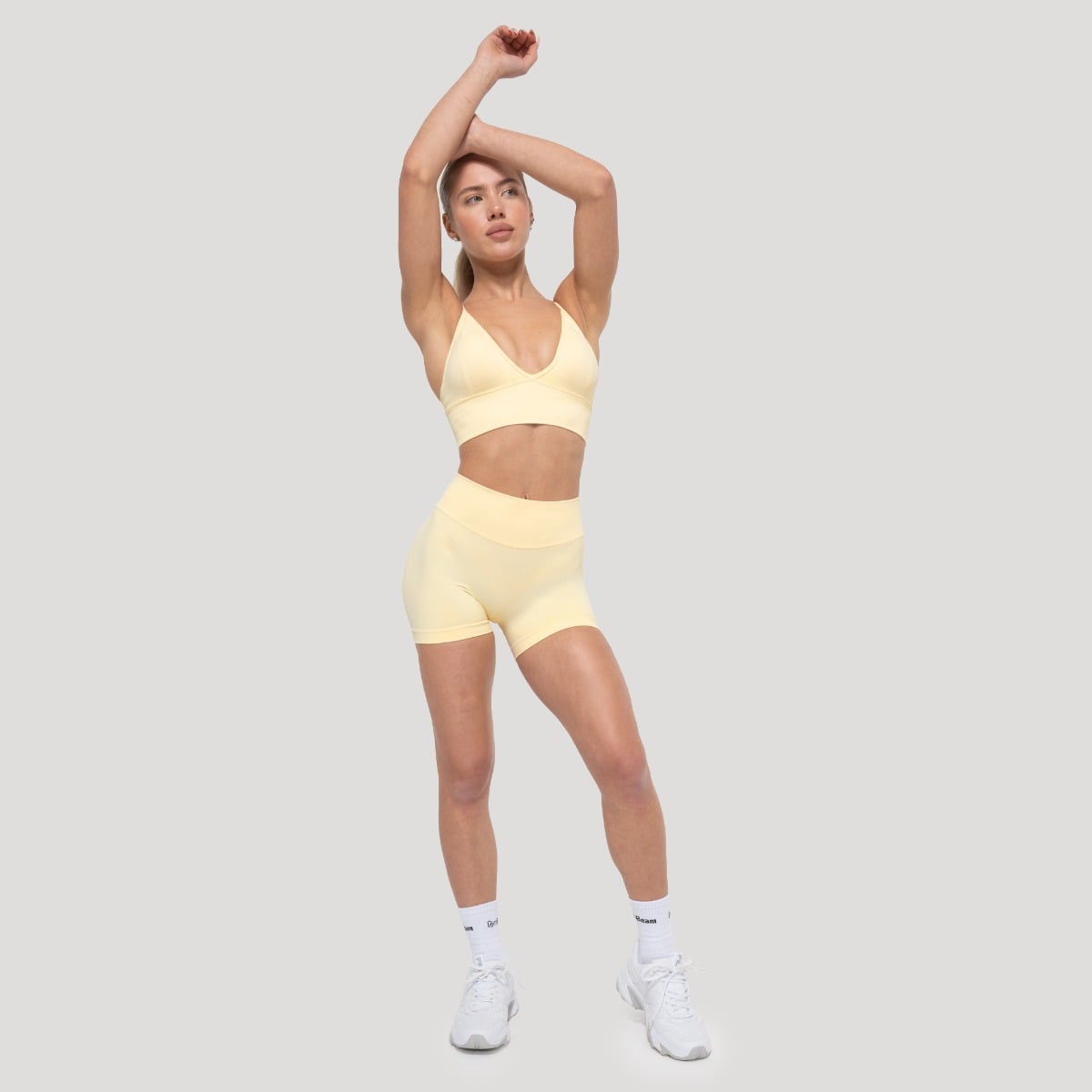 GymBeam Sportovní podprsenka Luma Butter Yellow (obrázek 3)