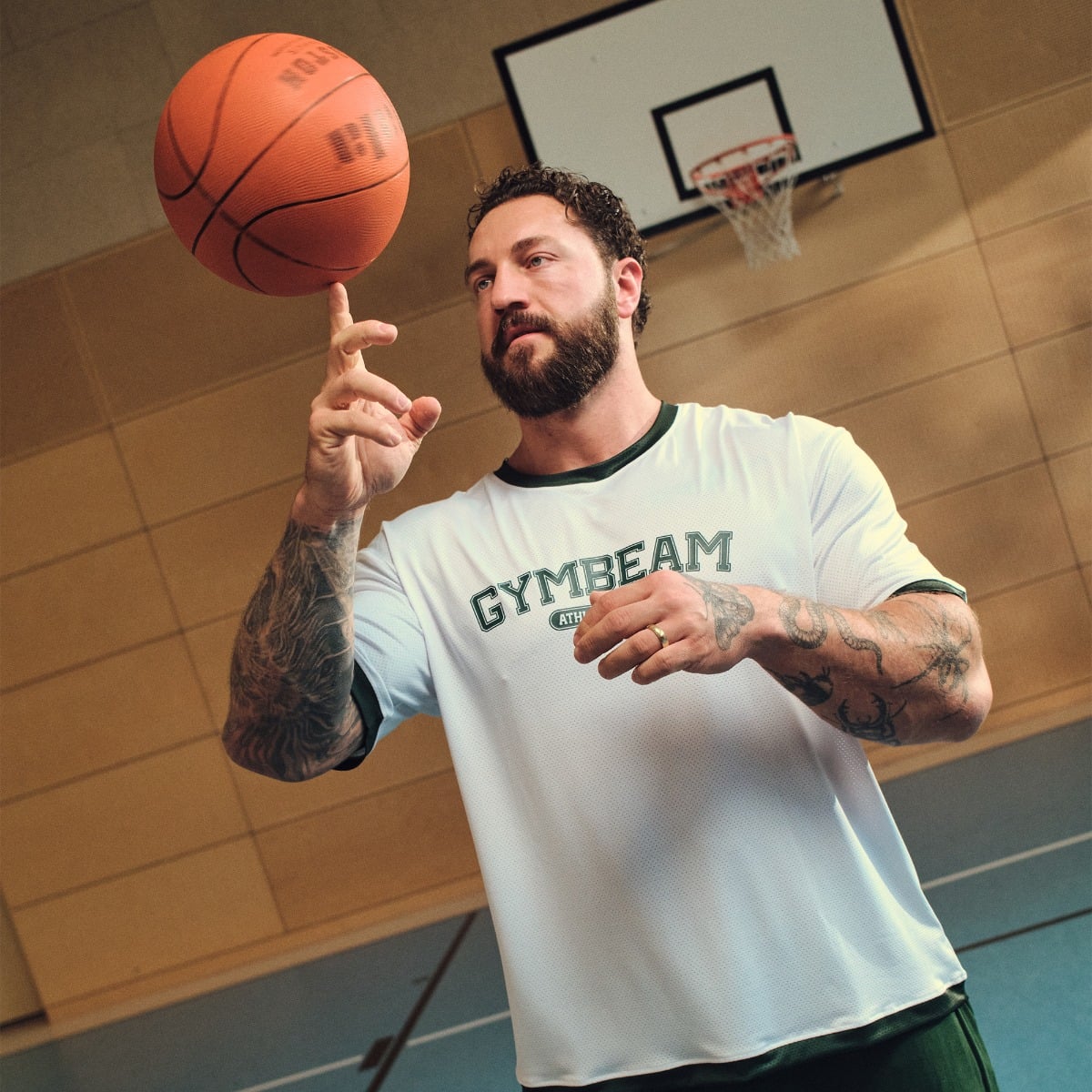 GymBeam Tričko Oversized Varsity White (obrázek 3)