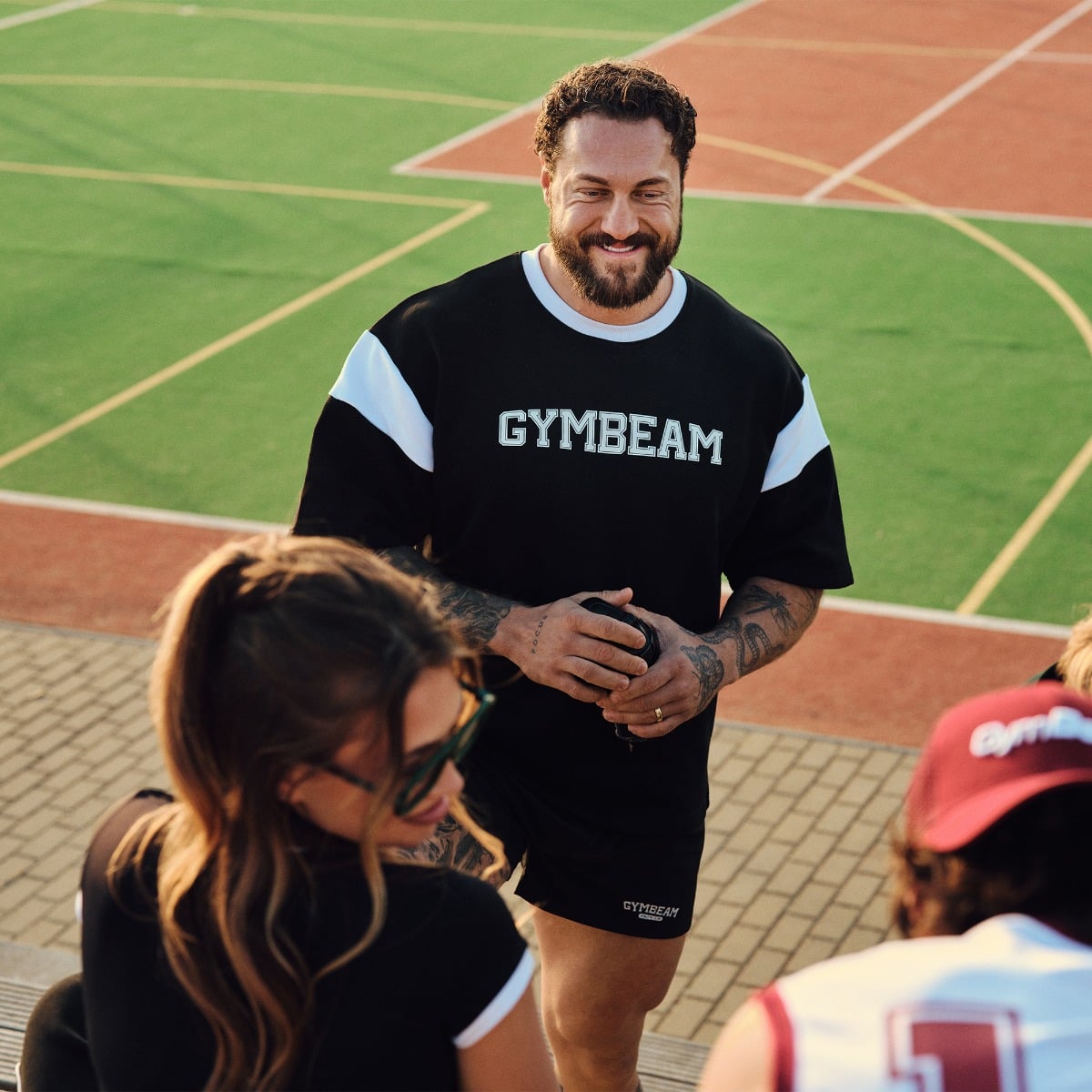 GymBeam Sportovní šortky Varsity Black (obrázek 3)