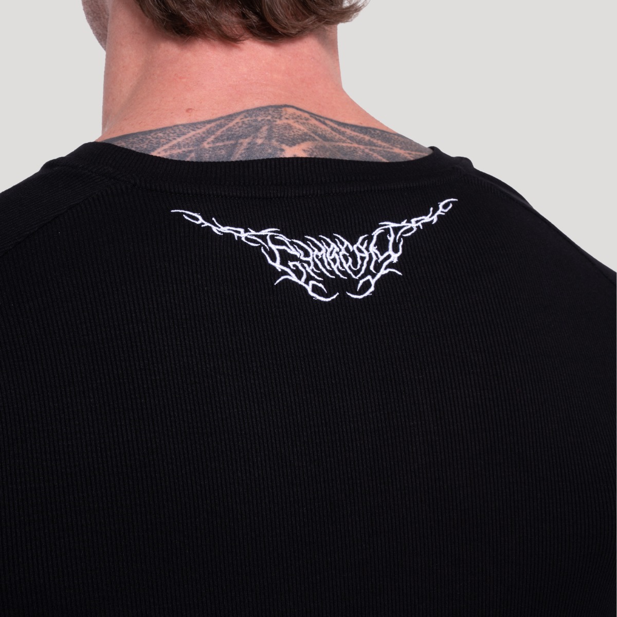 GymBeam Tričko Tribal Ribbed Black (obrázek 5)
