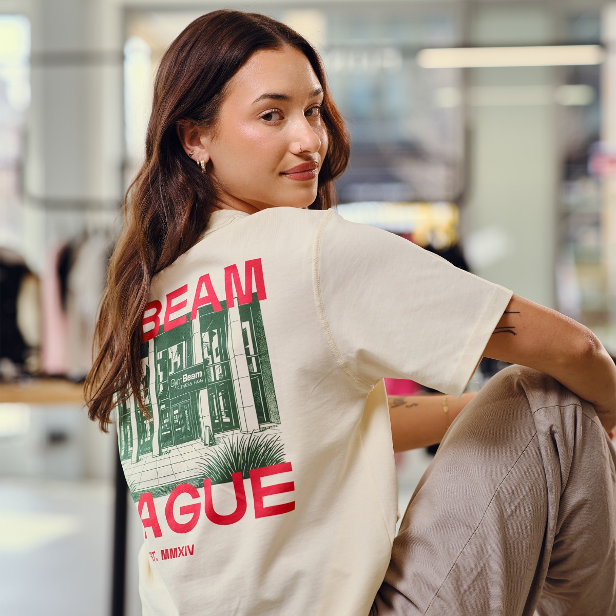 GymBeam Tričko Prague Cream (obrázek 3)