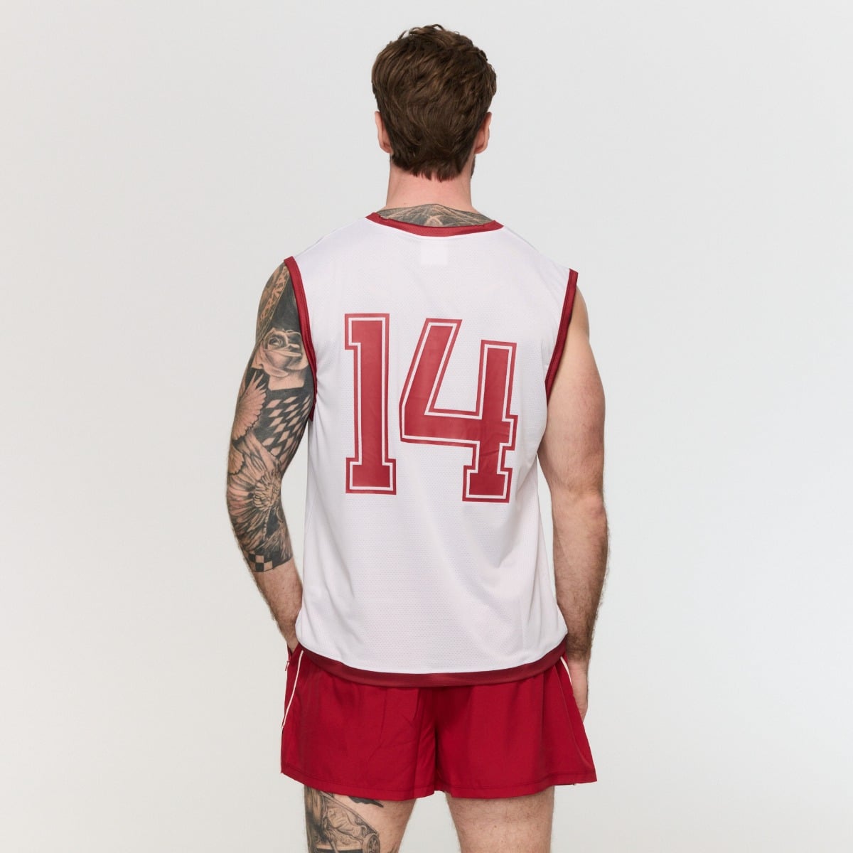GymBeam Sportovní šortky Varsity Red (obrázek 4)