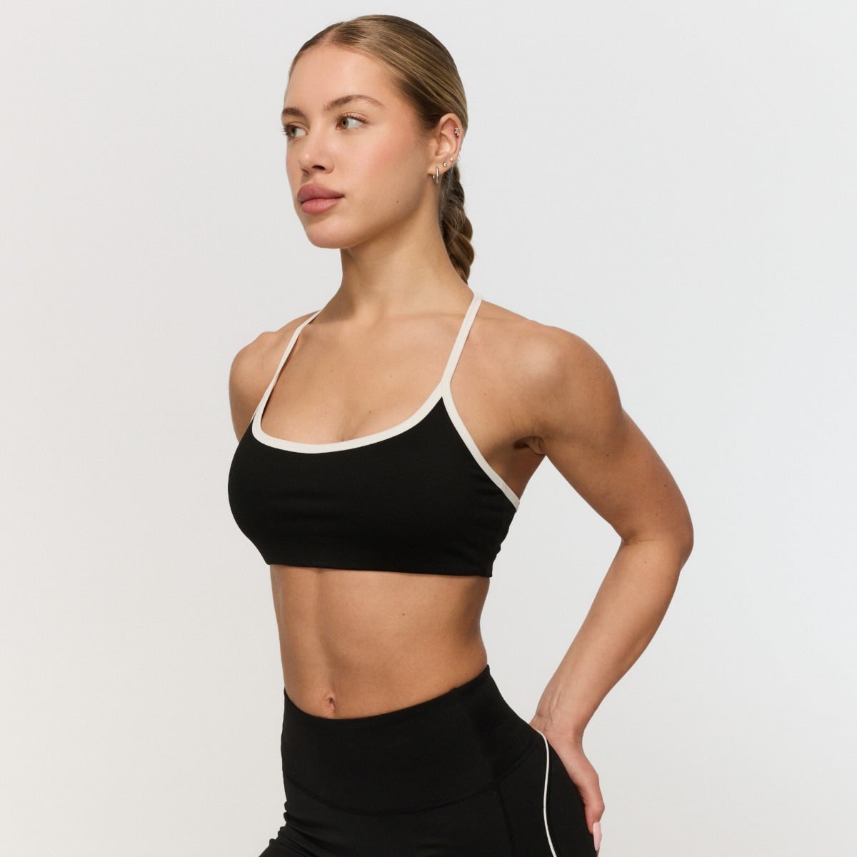 Sportovní podprsenka Varsity Black - GymBeam černá L