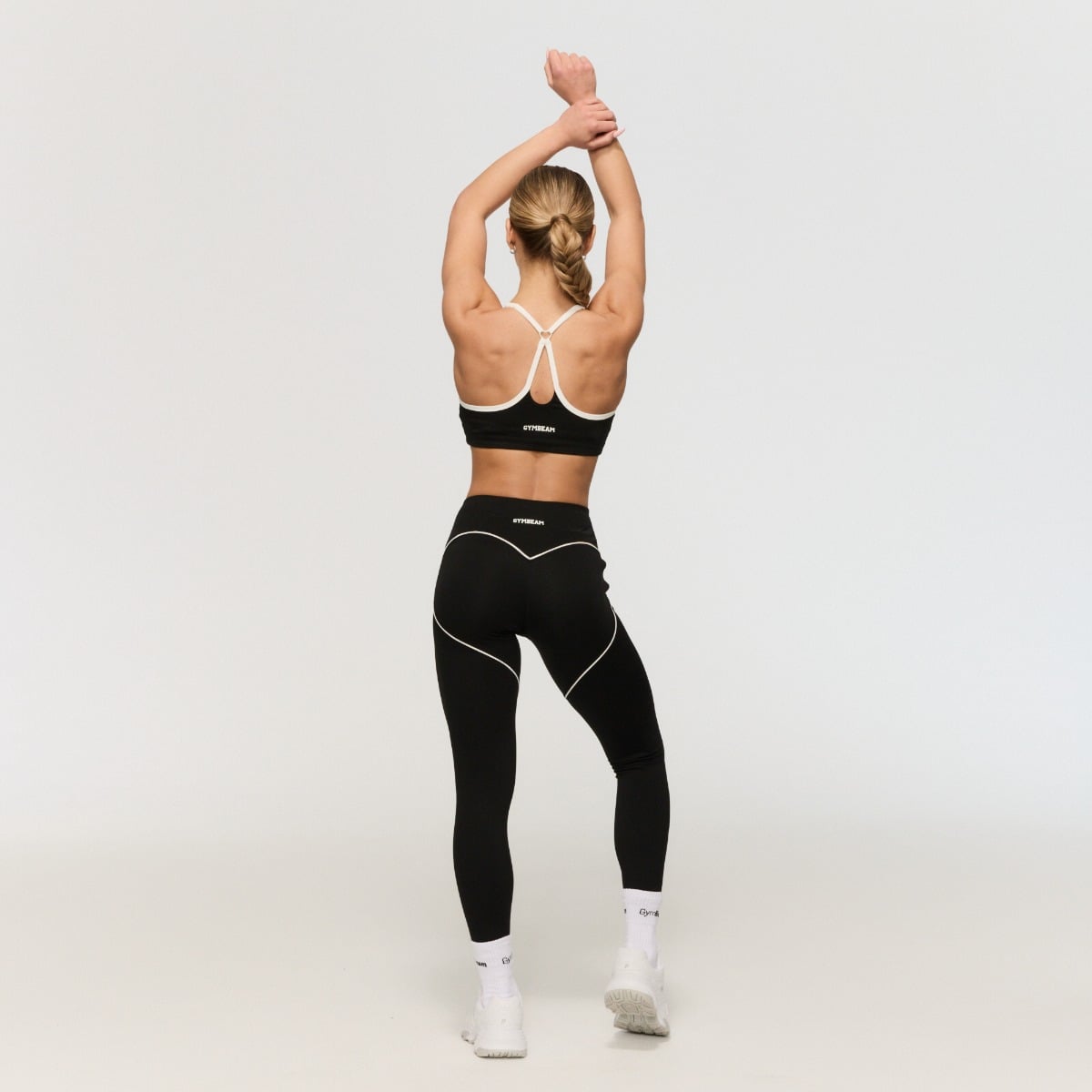 Sportovní podprsenka Varsity Black - GymBeam černá L