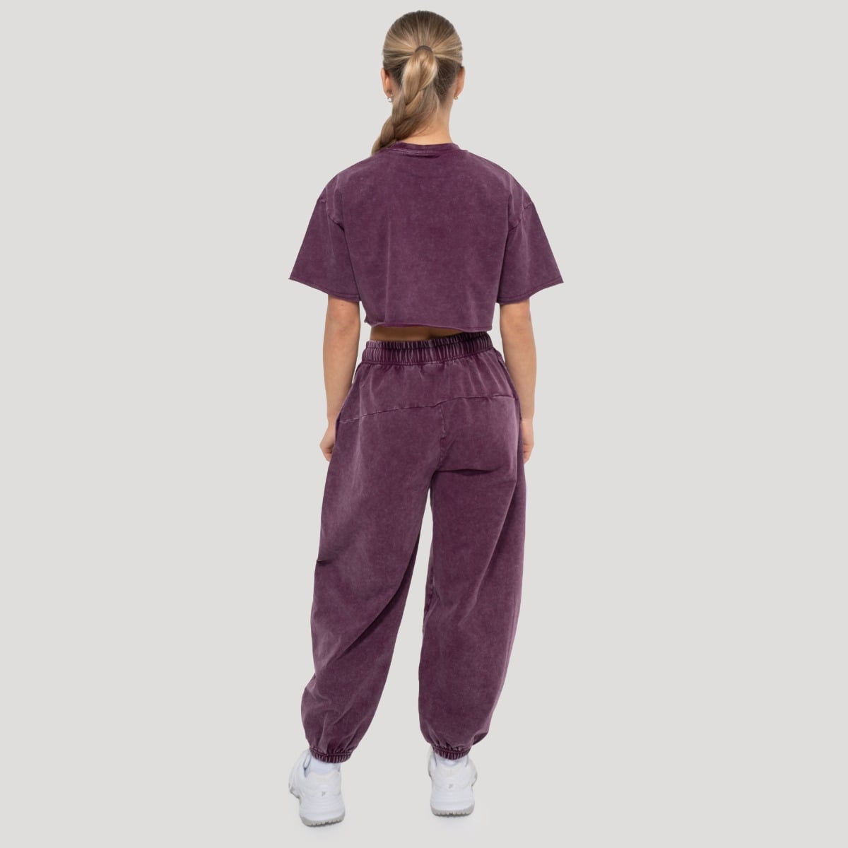 GymBeam Dámské tepláky Abyss Raisin - Velikost: XL | Barva: Fialová | Hmotnost: 0,7 kg | Balení: 26 · záber 7