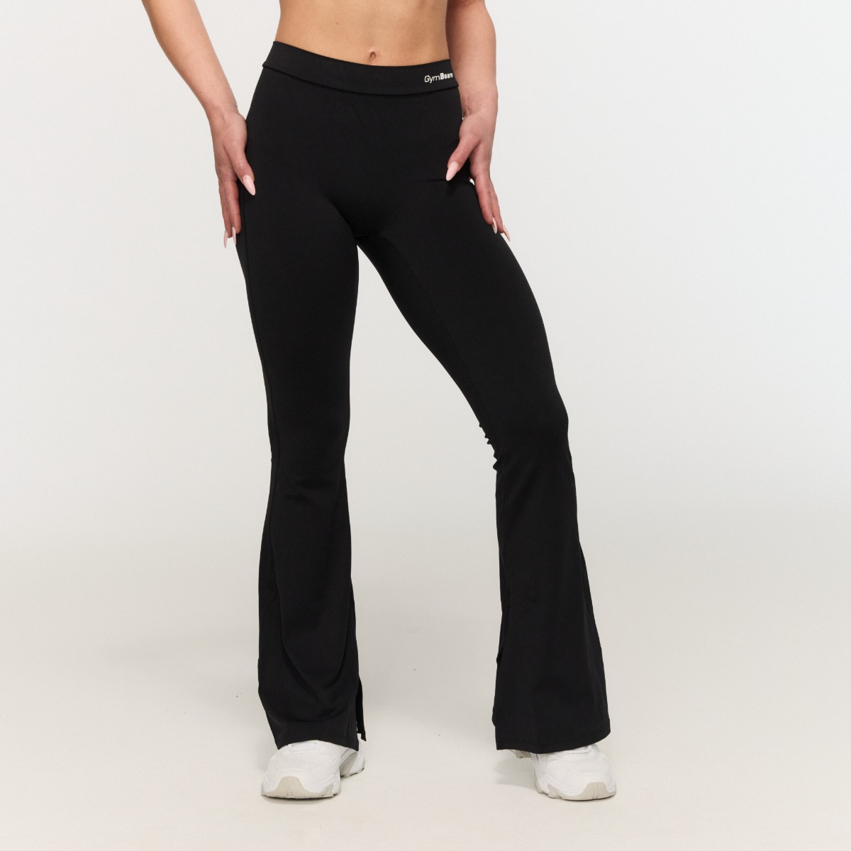 GymBeam Women‘s Fierce V-back Pants Black (obrázek 3)