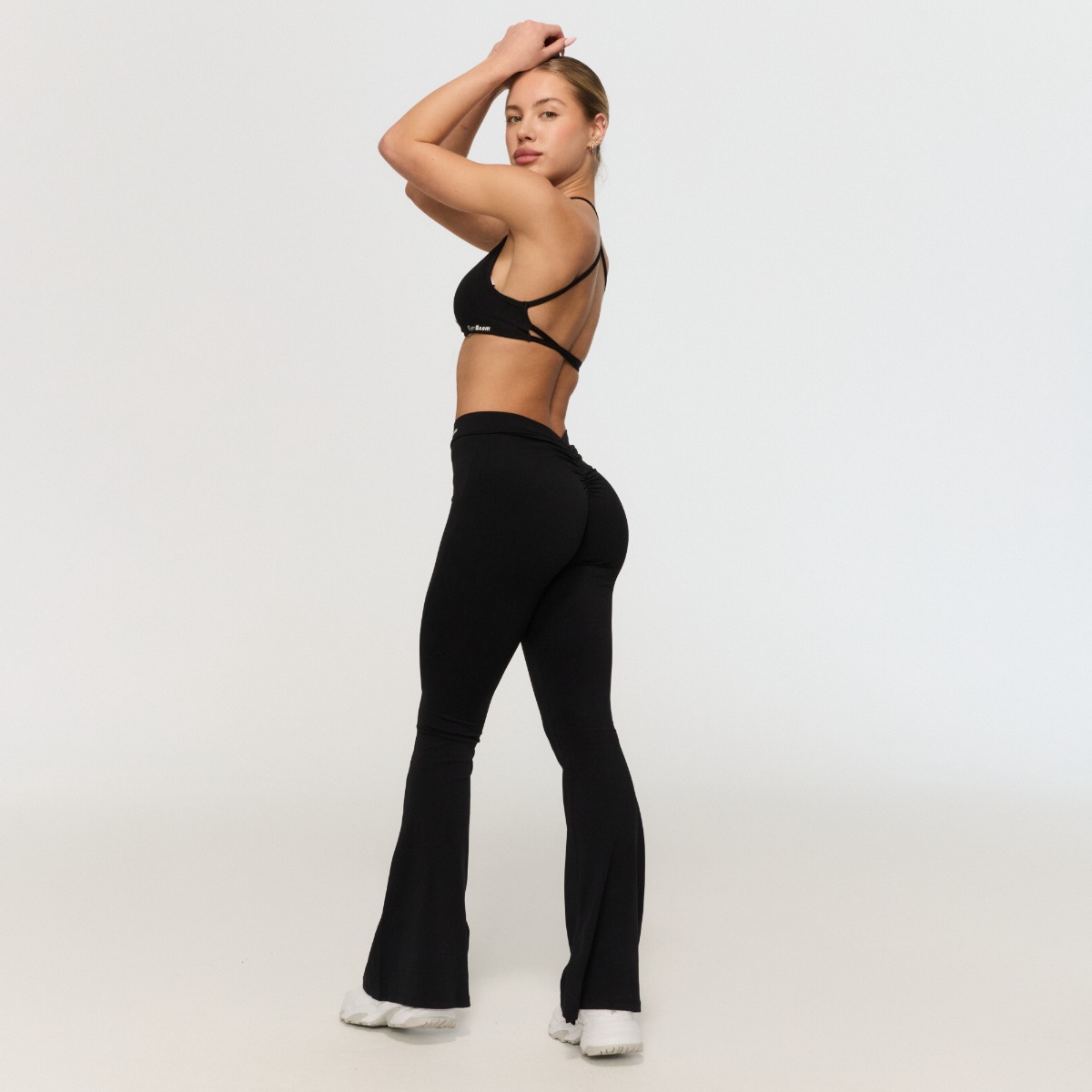GymBeam Women‘s Fierce V-back Pants Black (obrázek 5)