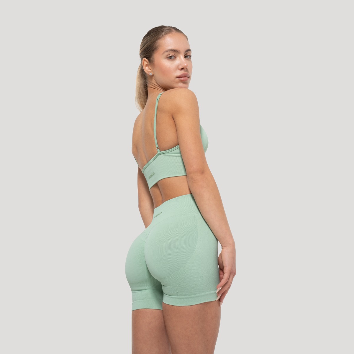 Dámské šortky Luma Pistachio - GymBeam zelená M