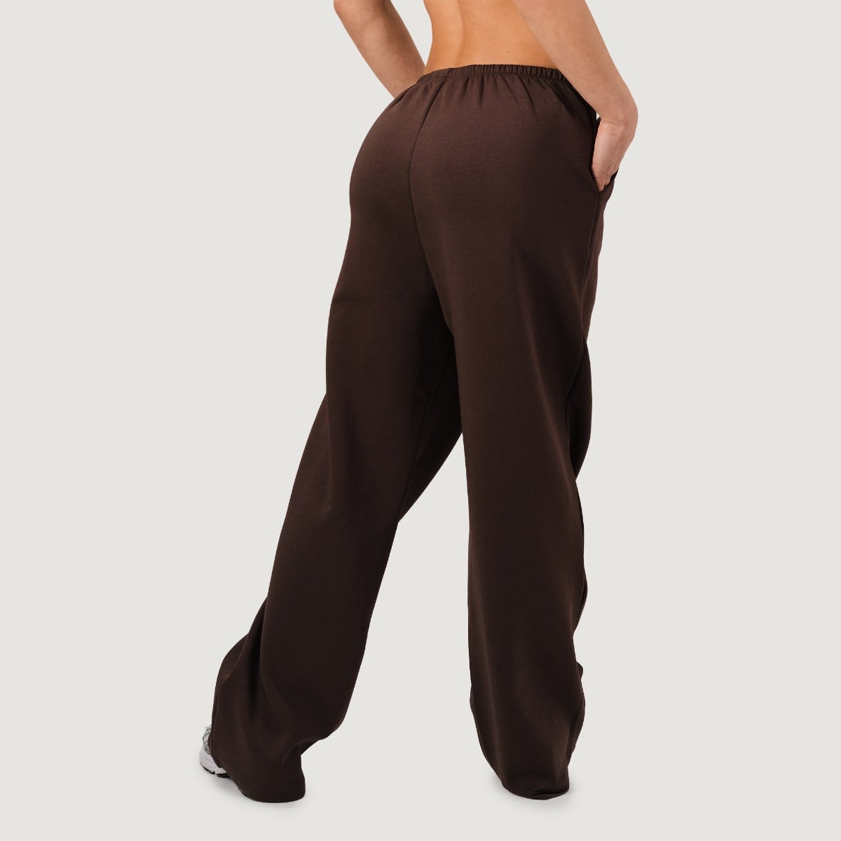 GymBeam Women‘s NEO Joggers Mocha (obrázek 6)