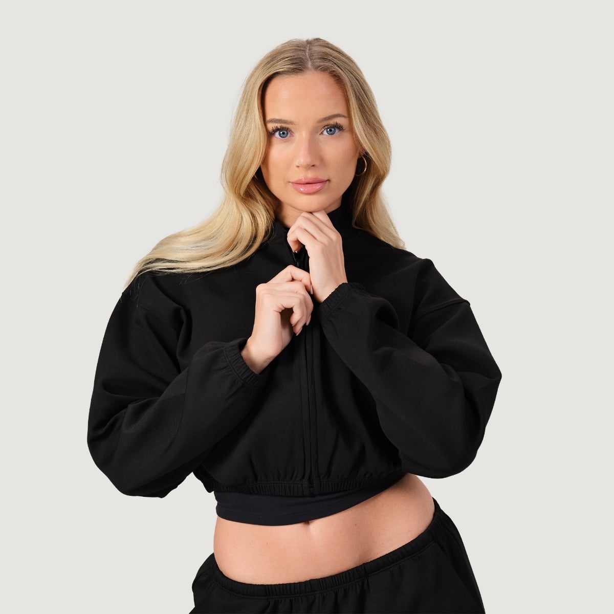 GymBeam Women‘s NEO Zip-Up Sweatshirt Black (obrázek 3)
