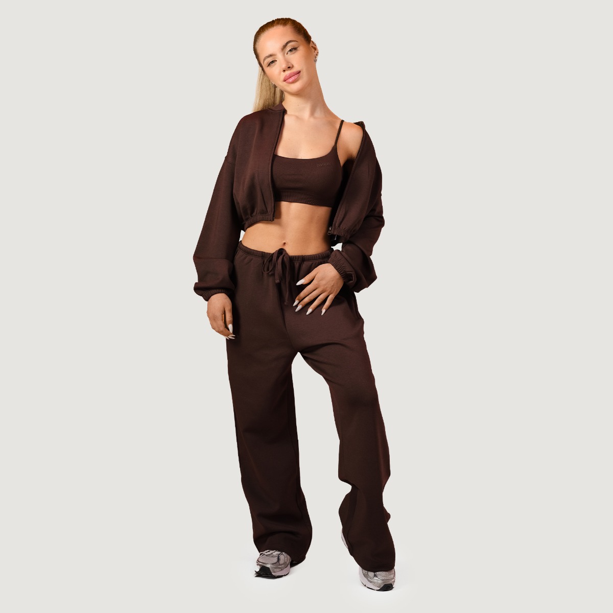 GymBeam Women‘s NEO Zip-Up Sweatshirt Mocha (obrázek 8)