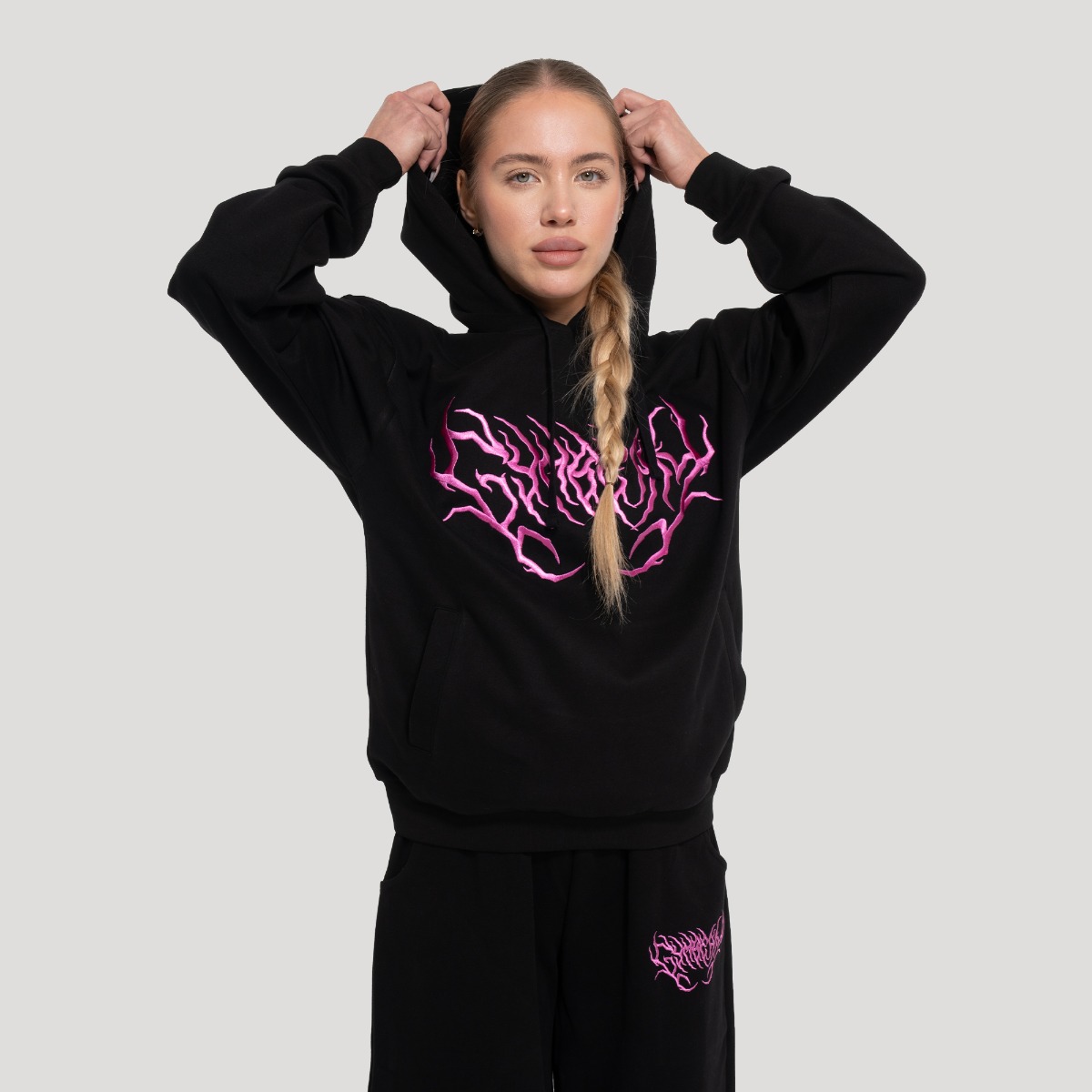 GymBeam Dámská mikina Thorn Black (obrázek 3)