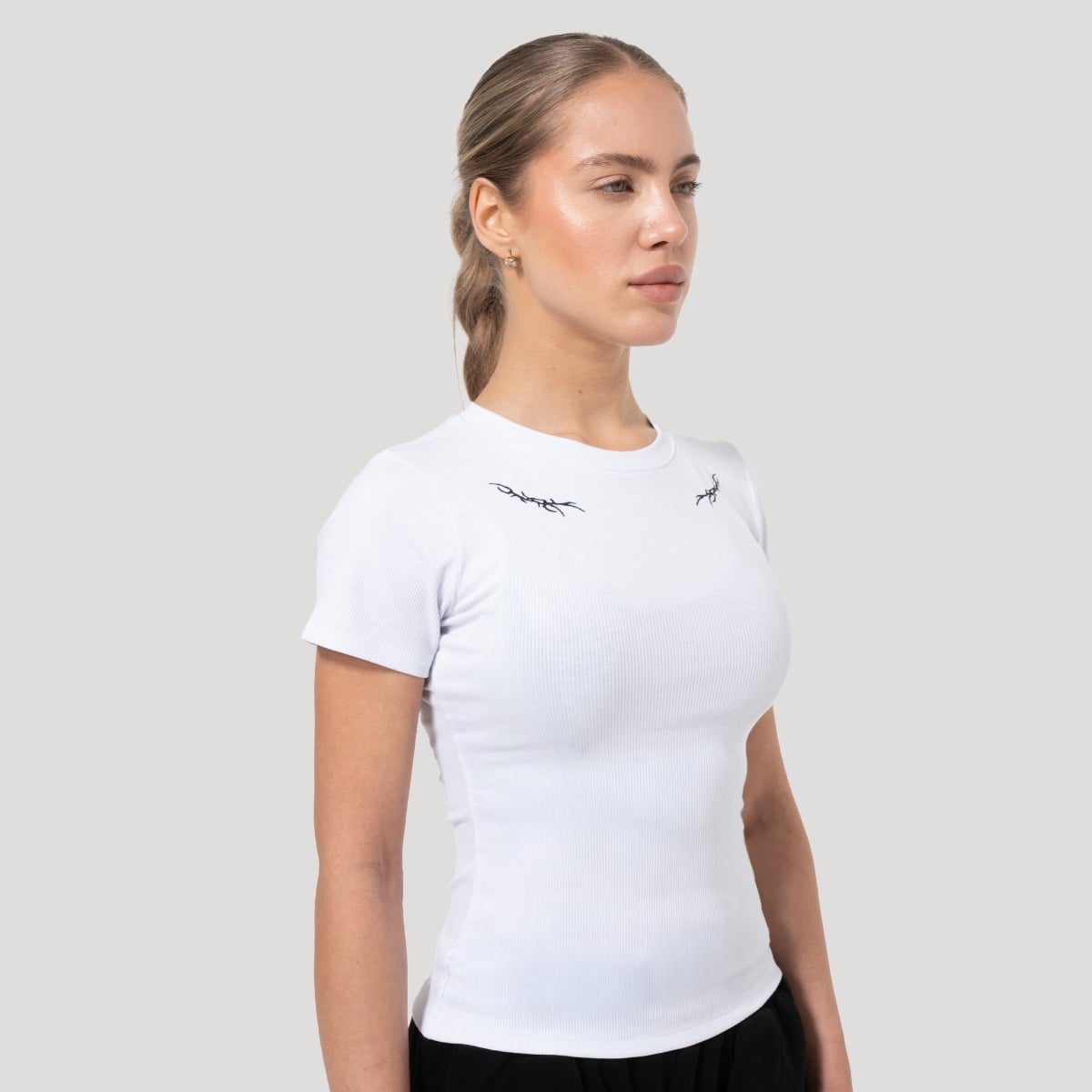 GymBeam Dámské tričko Tribal Ribbed White (obrázek 3)