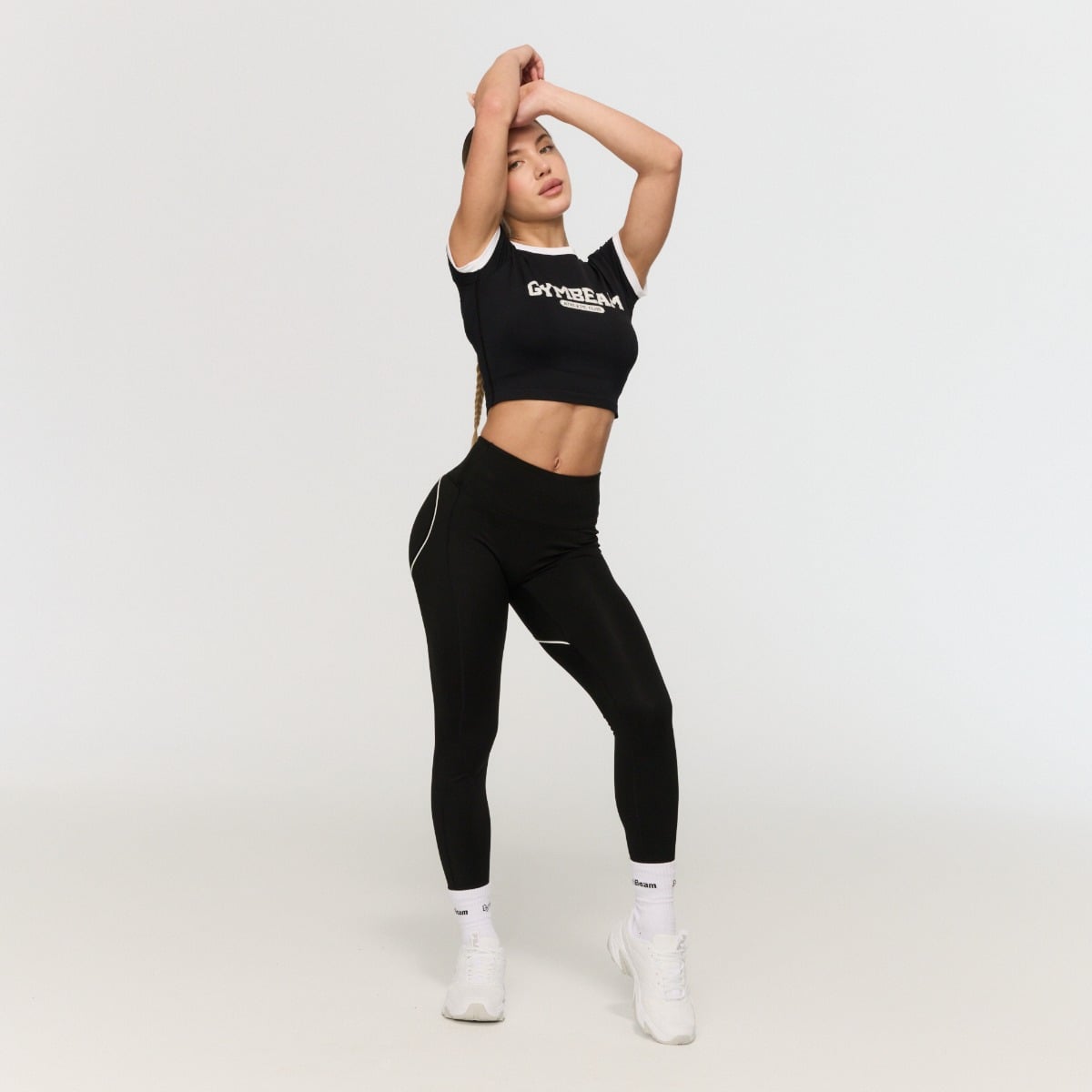 GymBeam Dámské tričko Varsity Black (obrázek 3)