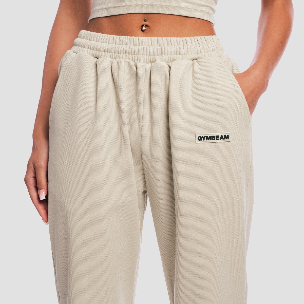 GymBeam Dámské tepláky Aura Grey (obrázek 3)
