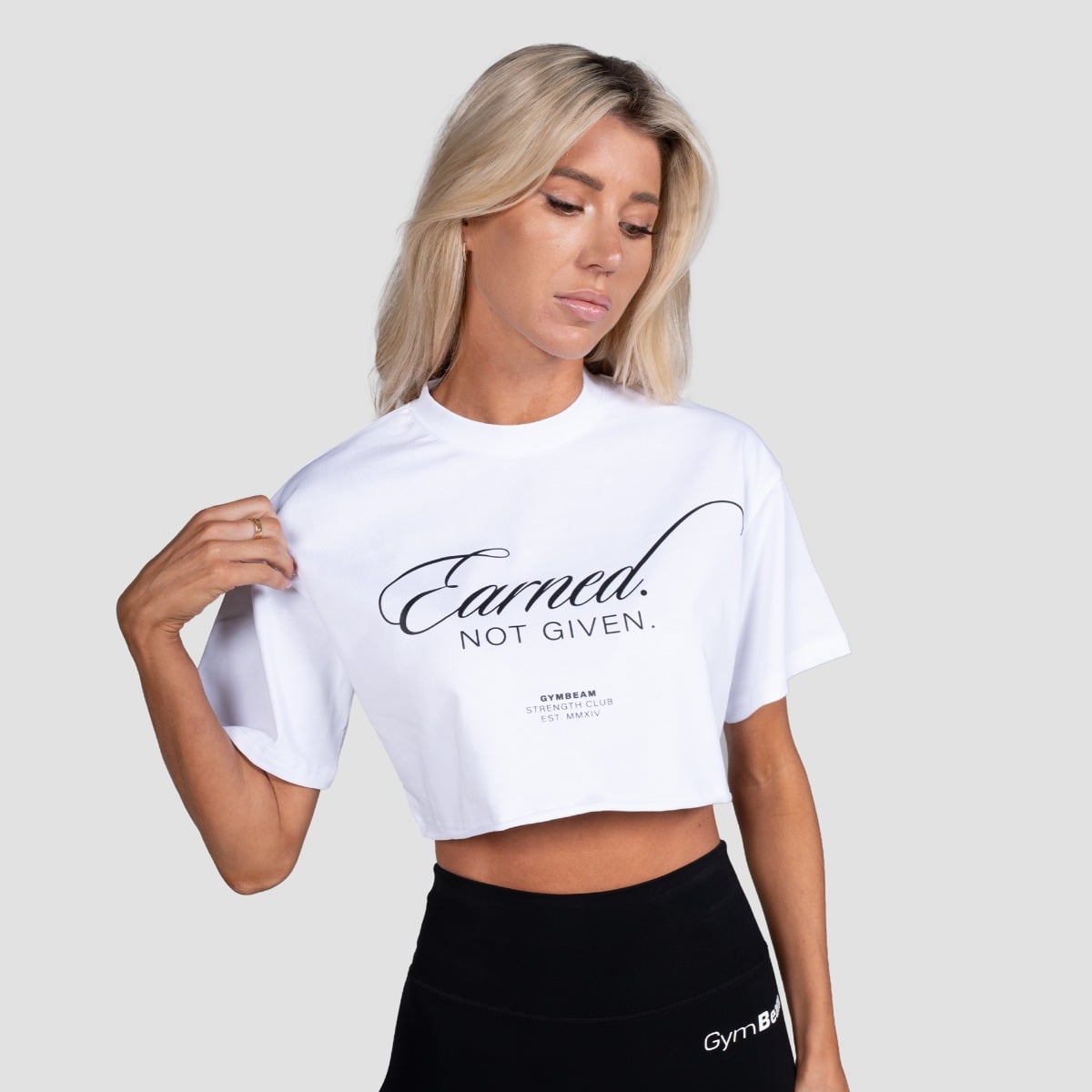 GymBeam Women‘s Earned Cropped T-shirt White (obrázek 3)