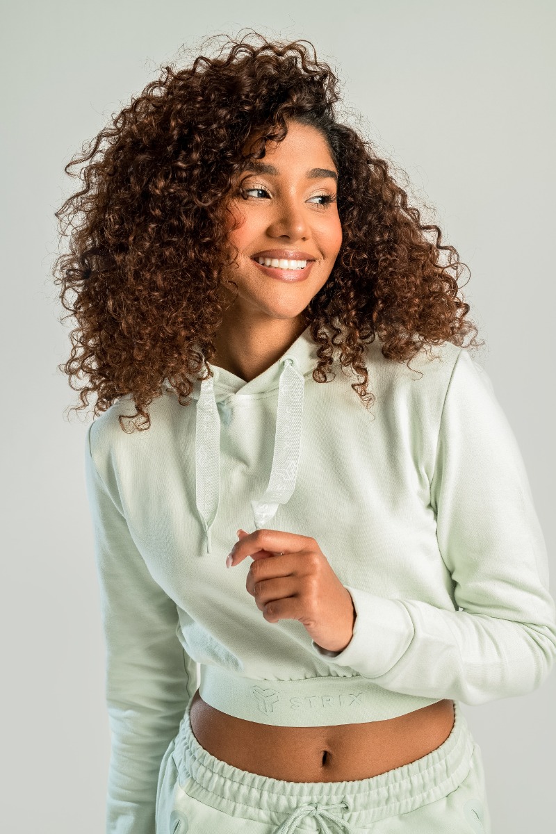 STRIX Dámská mikina Essential Cropped Hoodie Moon Grey (obrázek 3)
