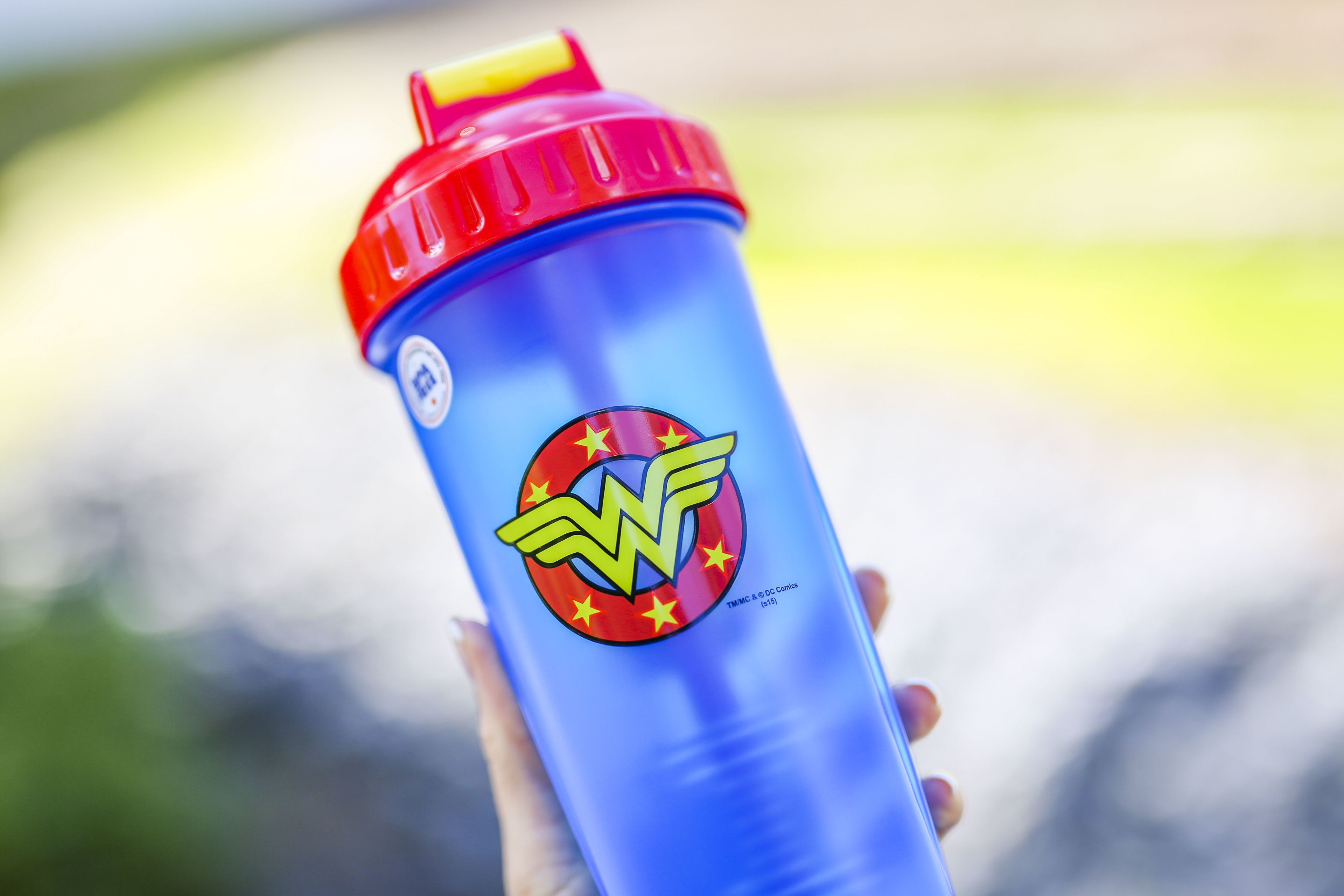 Performa Wonder Woman šejkr